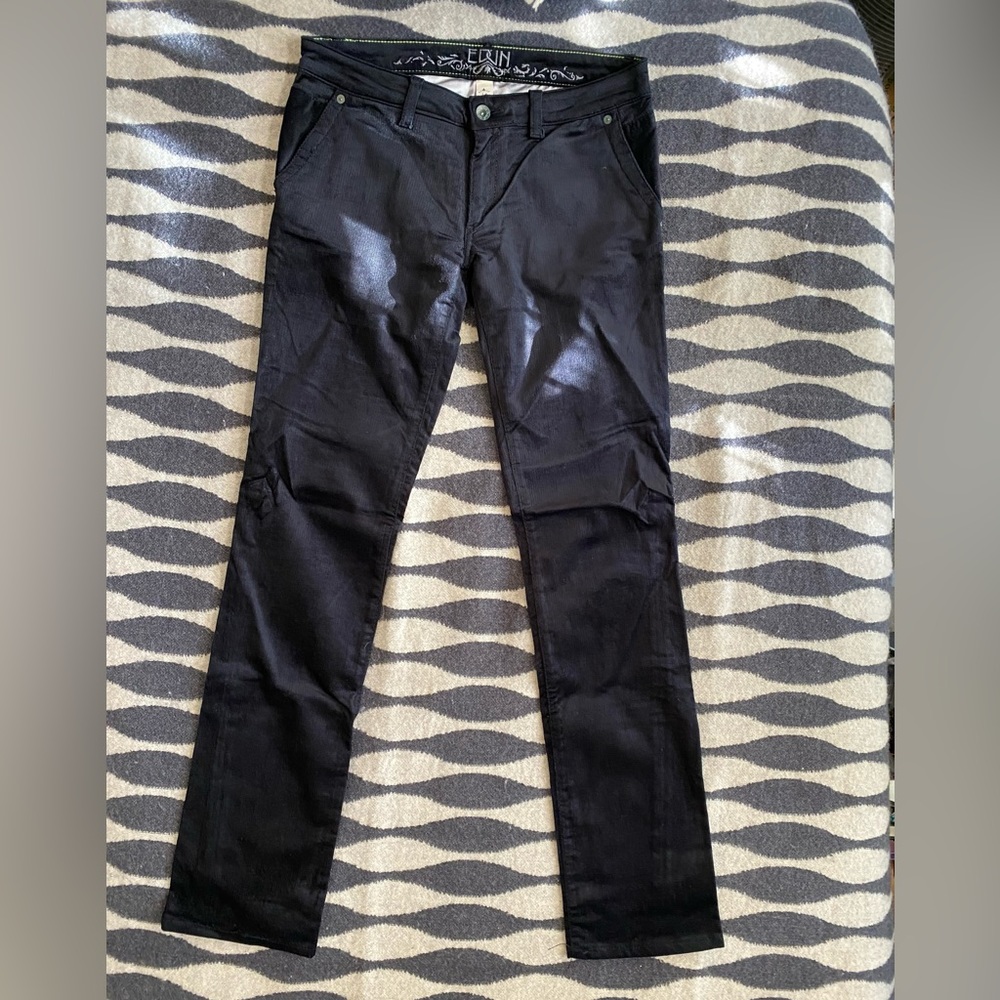 EDUN luxurious corduroy Jeans